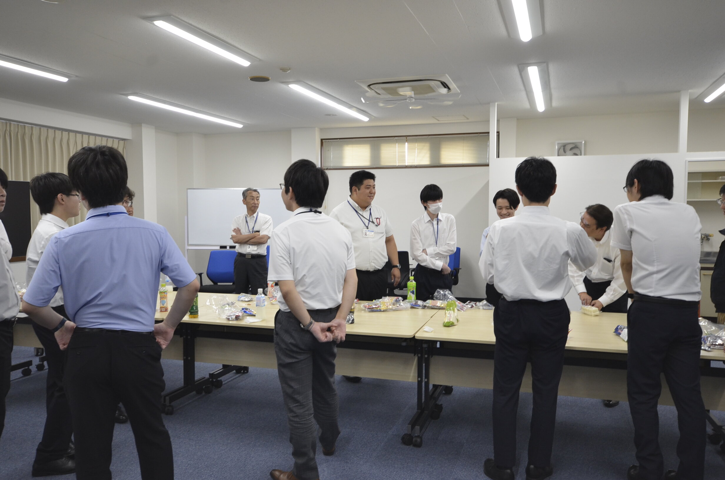 最終日に懇親会（打ち上げ）を行いました